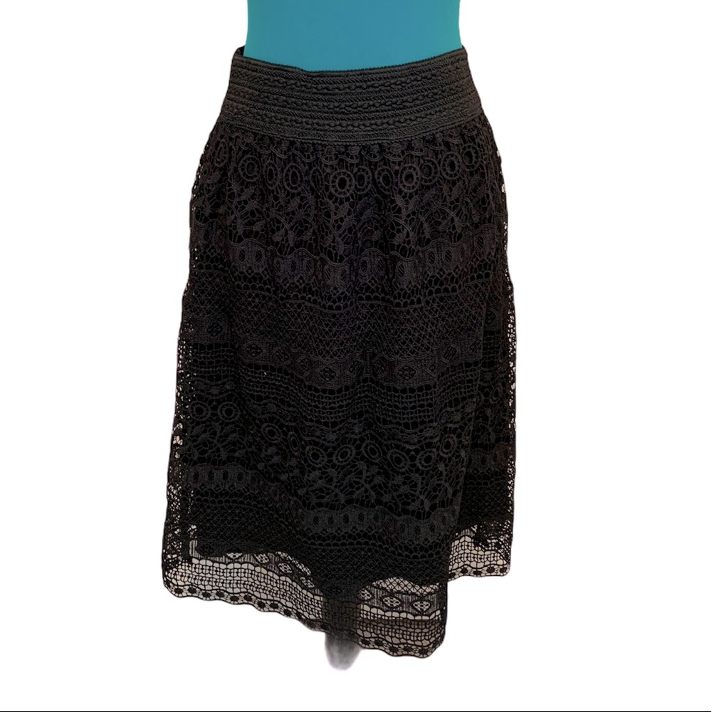 J Gee Black crochet lace Skirt Lg NWT